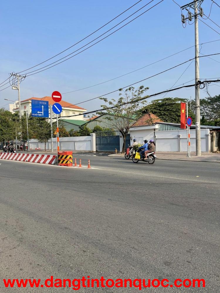 Bán 6.125m² đất+ nhà xưởng mặt tiền đường Huỳnh Tấn Phát, Nhà Bè, Pháp lý đầy đủ