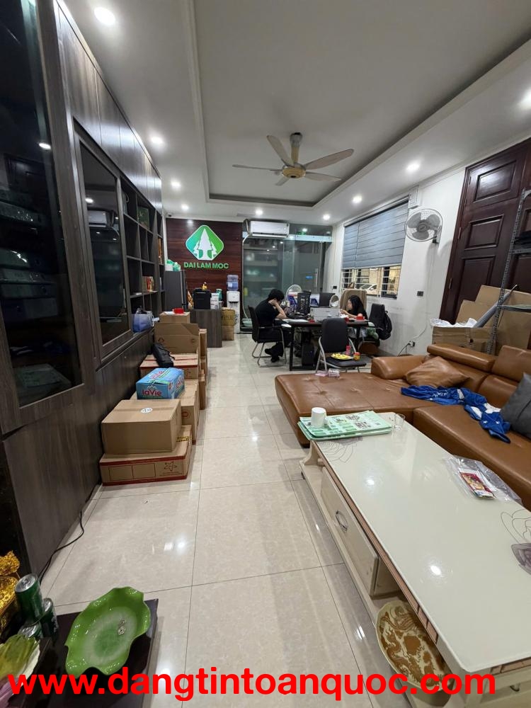 CHÍNH CHỦ CHO THUÊ VĂN PHÒNG QUẬN THANH XUÂN – DIỆN TÍCH LỚN, FULL TIỆN NGHI