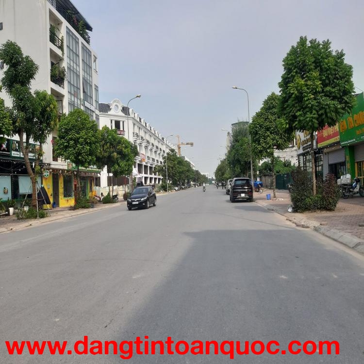 Bán đất Đặng Xá Gia Lâm 82m2 lô góc 2 mặt tiền đường 12m giá đầu tư ????  0989894845 ????