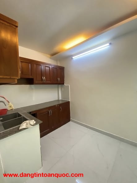 NHÀ HẺM NGUYỄN THỊ THẬP - CHỈ CÁCH 100 BƯỚC CHÂN RA MẶT TIỀN ĐƯỜNG NGUYỄN THỊ THẬP - GIÁ CHỈ HƠN 5TỶ