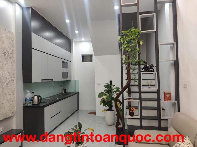 VÕNG THỊ – SÁT HỒ TÂY – NHÀ NHỎ GIÁ TỐT – GIỮ TIỀN & KHAI THÁC DÀI HẠN