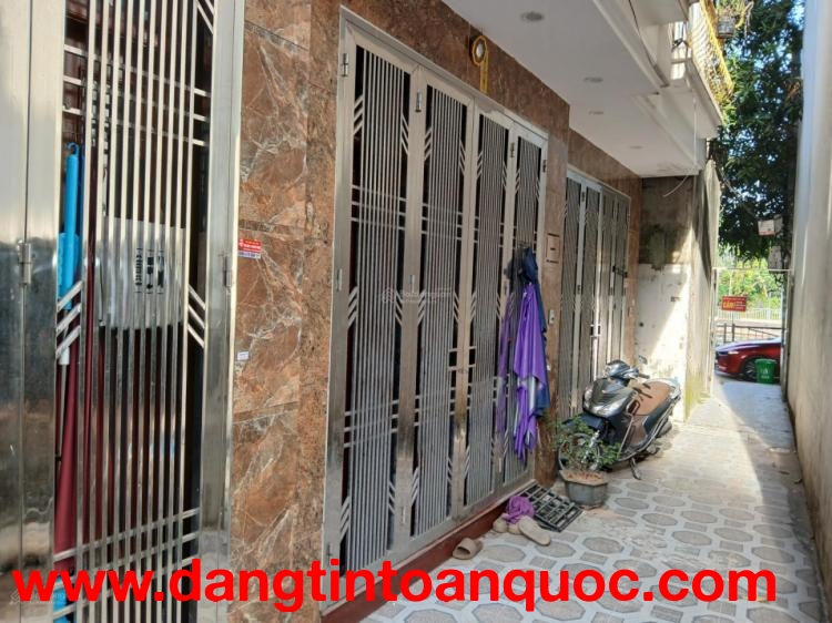 PXM Cần tiền bán gấp căn nhà mặt phố cực phẩm tại đường Thọ Tháp