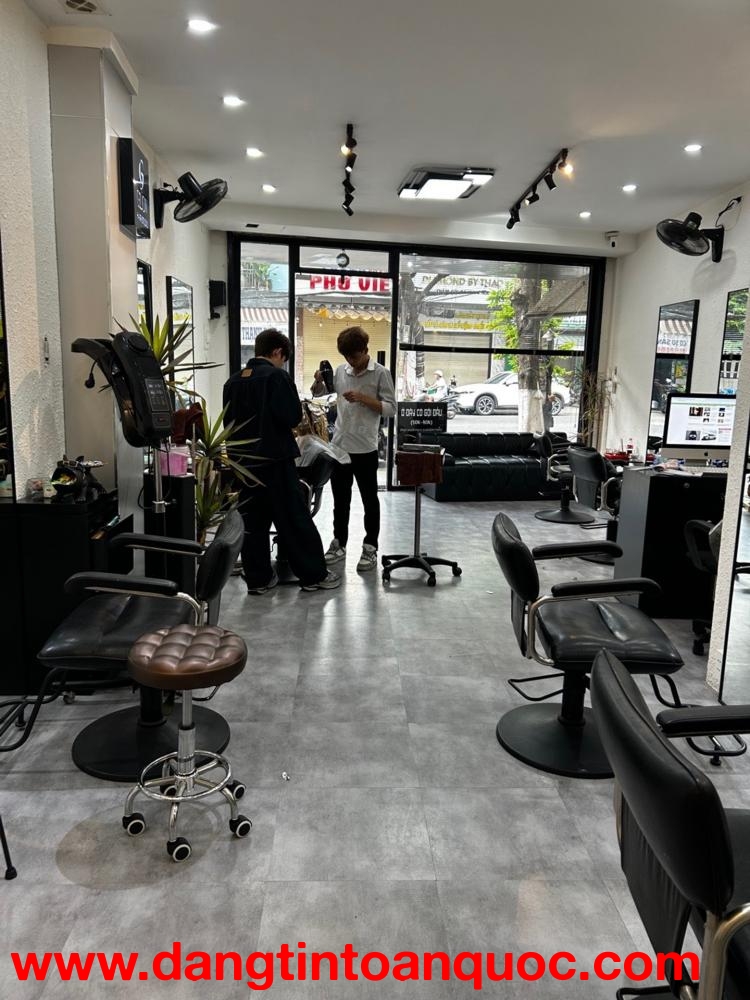 Nhà mặt tiền Đống Đa, 41m², giá 10.5 tỷ, đang cho thuê 17 triệu/tháng