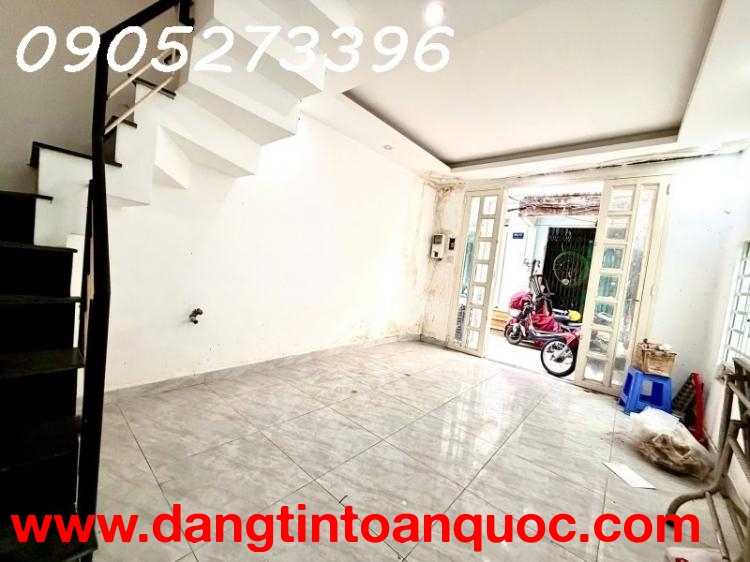 NGAY NGÃ TƯ PHÚ NHUẬN - 20m2 - 3 TẦNG - CĂN GÓC - 3.55 TỶ
