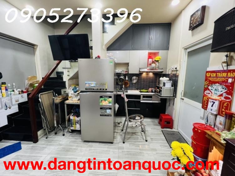 TRUNG TÂM PHÚ NHUẬN GIÁP QUẬN 3 VÀ QUẬN 1, 2 TẦNG, NGANG LỚN 5MÉT, HIẾM NHÀ BÁN - CHỈ 3.99 TỶ THƯƠNG