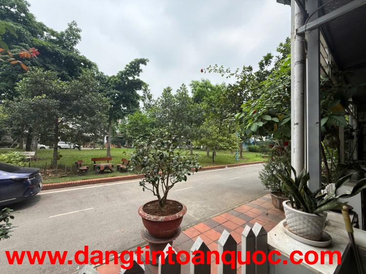 SIÊU PHẨM BTLK HOA VIÊN – KĐT ĐẶNG XÁ  2 MẶT TIỀN CÔNG VIÊN – FULL NỘI THẤT