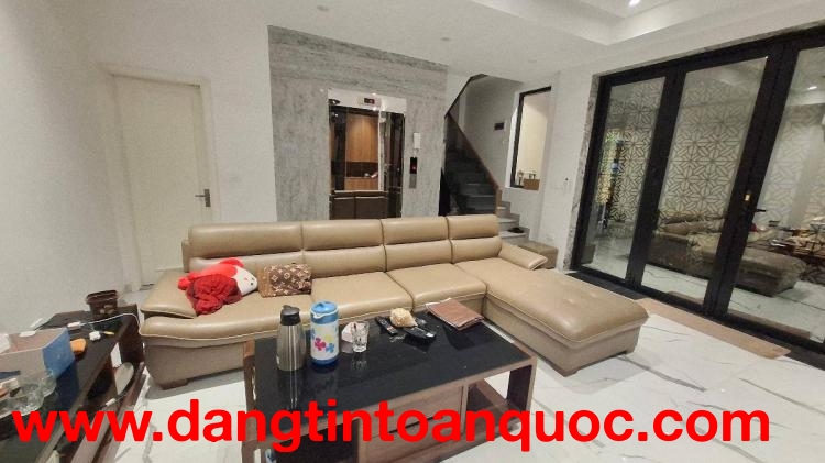 Bán nhà Triệu Việt Vương, 50m2, 6 tầng thang máy mới đẹp, mặt tiền 7m, 21.5 tỉ, ở và kinh doanh nhỏ