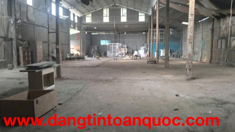 Cho thuê kho xưởng 800m2 tại Thượng Cát Từ Liêm Hà Nội xe container đỗ cửa giá 40k