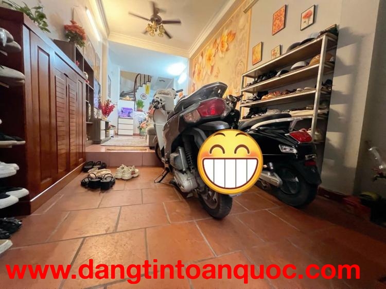 VƯƠNG THỪA VŨ – 47M² – 4T – Ô TÔ VÀO NHÀ – KHU VIP