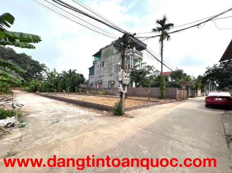 chính chủ bán lô góc 2 mặt tiền, gần CNC – ĐHQG, đi 2p là tới