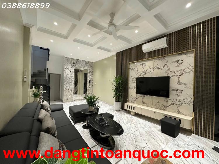 ????PHÂN LÔ KIM MÃ - BA ĐÌNH - SÁT VINHOMES GIẢNG VÕ - 6 TẦNG THANG MÁY - GARA Ô TÔ