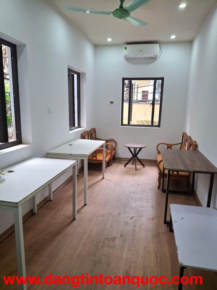 CHO THUÊ CĂN HỘ TẦNG 2 TRONG NHÀ TẬP THỂ SỐ 647 KIM MÃ, P.NGỌC KHÁNH
