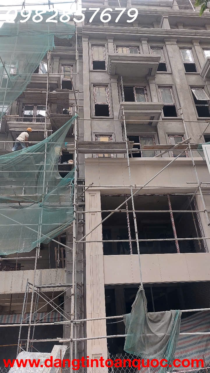 Cực phẩm hiếm! Bán nhà phố Láng Hạ xây 7 tầng bề thế, trung tâm Ba Đình