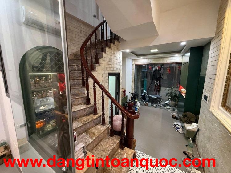 TÂY SƠN – LÕI TRUNG TÂM ĐỐNG ĐA – NHÀ 6 TẦNG SẴN Ở – KHÔNG VƯỚNG QUY HOẠCH – CHỈ 11.9 TỶ