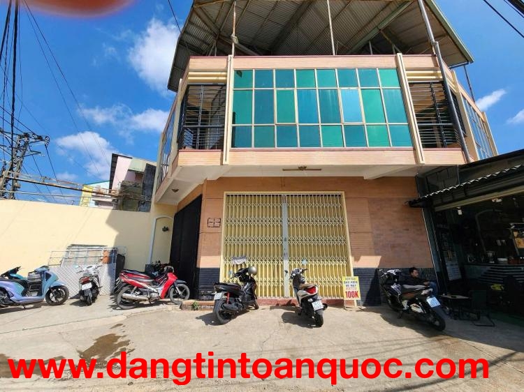 Cho thuê nhà mặt tiền Nguyễn Công Trứ phường 8 Đà Lạt 28 triệu/tháng
