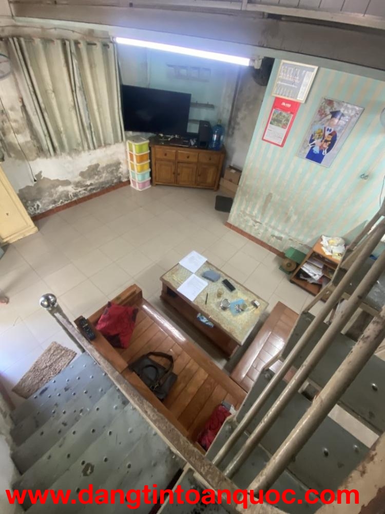 Bán nhà đường Nguyễn Thị Định, Phường Cát Lái, Q2, TP HCM. DT 105m2, cấp 4. Giá 7 tỷ. LH: 0933125879