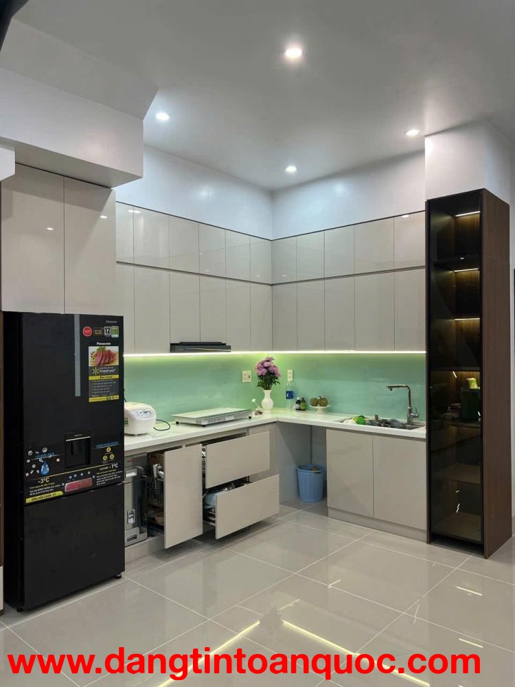 ►  NHÀ MT NGUYỄN ĐỨC THIỆU – Ở NGAY, GIÁ TỐT