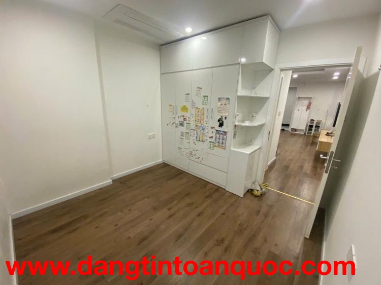 CHO THUÊ CĂN HỘ 3PN Chung cư An Quý Hưng Tổ 18 Thượng Thanh, Đê Nam Đuống, Long Biên, HN giá 9tr