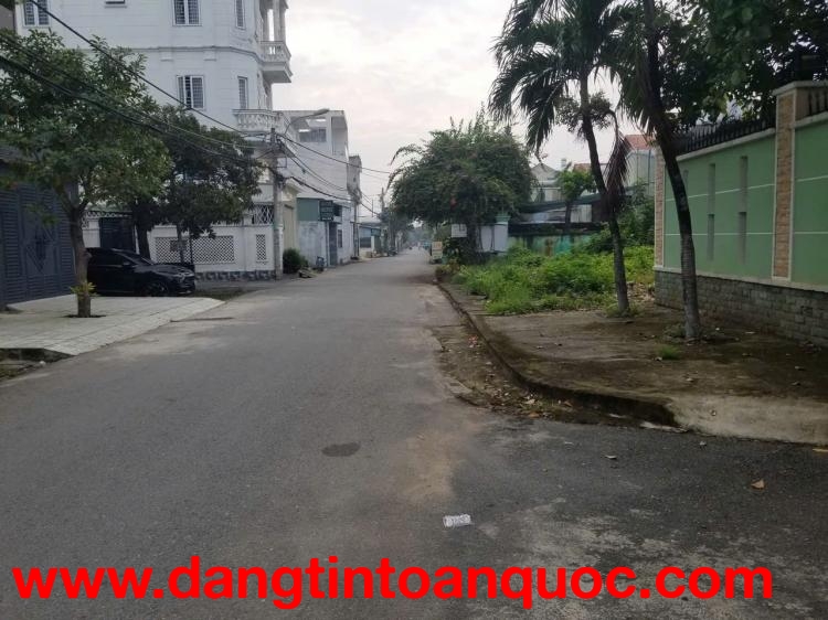 BIỆT THỰ MẶT TIỀN TL49 – THẠNH LỘC Q12 – 571M² THỔ CƯ – GIÁ 36 TỶ