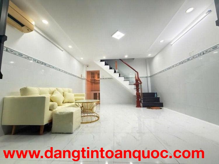 CHỈ XÓT LẠI CĂN GIÁ HẤP DẪN CHỈ 4 TY55 TL CHỐT .  BÙI VĂN  BA.  QUẬN 7.