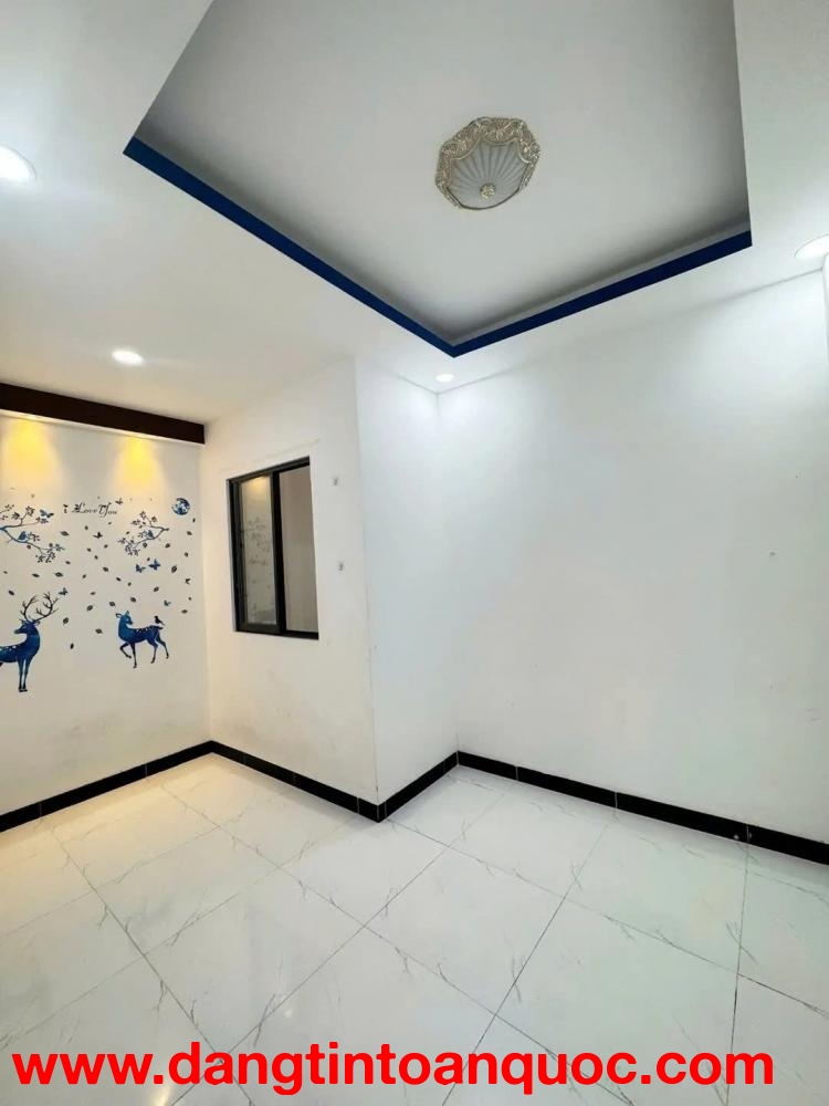 Bán nhà 3 tầng gần đường Nguyễn Duy Trinh 52m2 giá 4tỉ350tr Quận 9 Tp.HCM