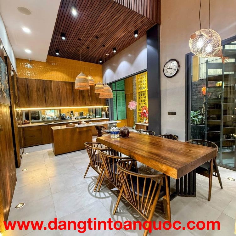 Mặt tiền biệt thự 3 tầng Đại Phúc 10x22 Tặng Nội Thất Đẹp Lung Linh  - 0931172218