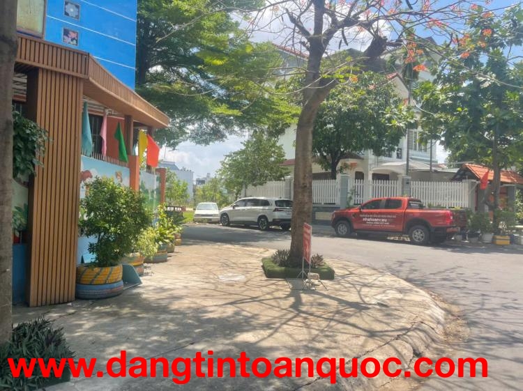BÁN BIỆT THỰ 3 MẶT TIỀN QUẬN 2 , BÌNH TRƯNG ĐÔNG, QUẬN 2, HCM