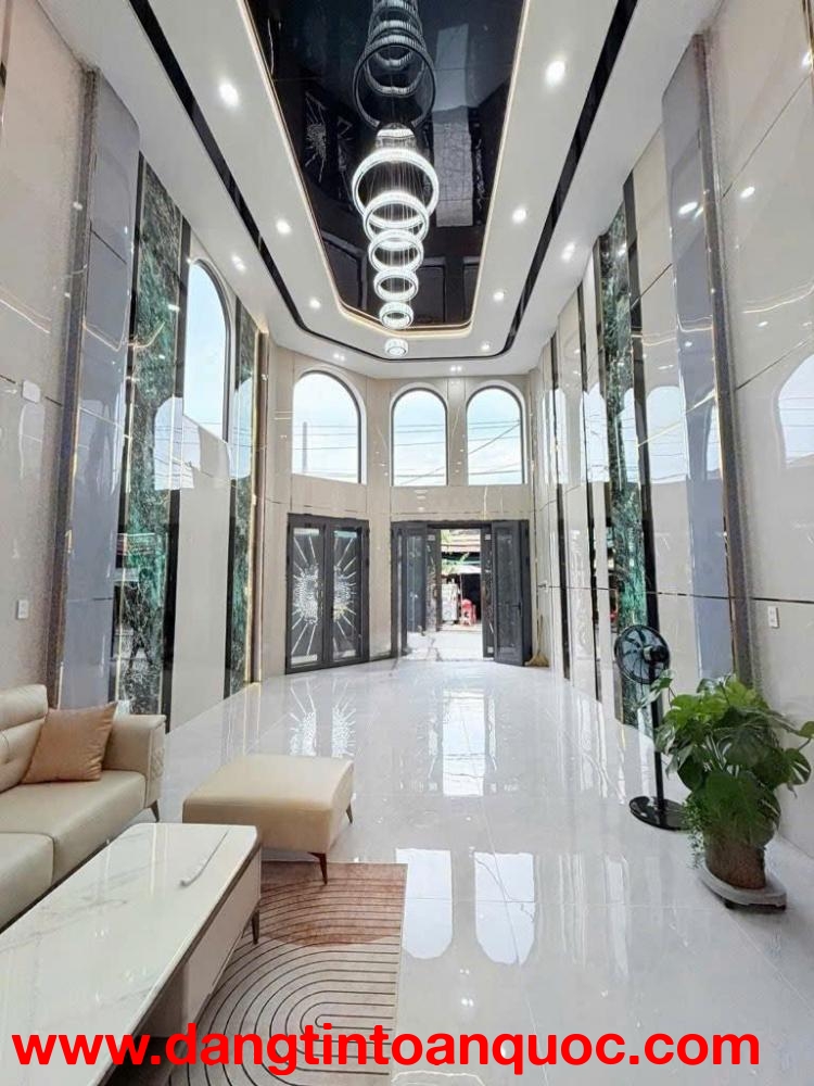 MT Đường - Lô Góc - 9 TỶ NHỈNH - BÌNH TÂN - Đường Xe Tải - Gần Lê Văn Quới - Full Nội Thất - Giáp Tâ