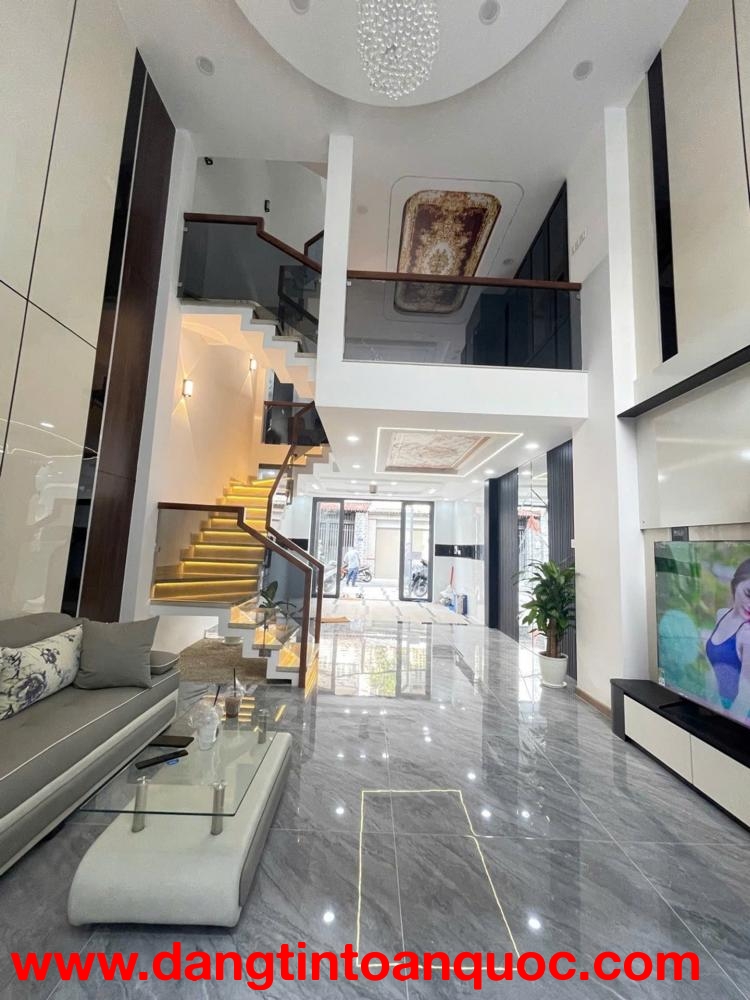 MT Đường - 8 TỶ NHỈNH - BÌNH TÂN - Đường Xe Tải - Nhà Mới - Full Nội Thất - 68M2 - 5 TẦNG - 4PN