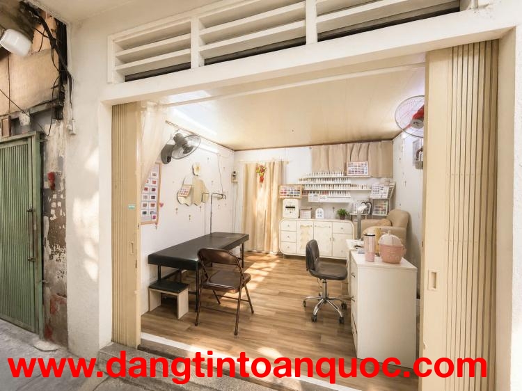 Nhà cũ có gác Tùng Thiện Vương P13Q8, Giá : 2.85 Tỷ (Thương lượng)