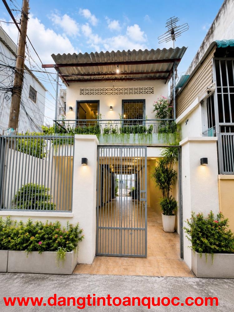 SIÊU PHẨM LÔ GÓC 114M2 - TRỊNH ĐÌNH TRỌNG - TIỆN XÂY MỚI - GIÁ CHỈ 8 TỶ