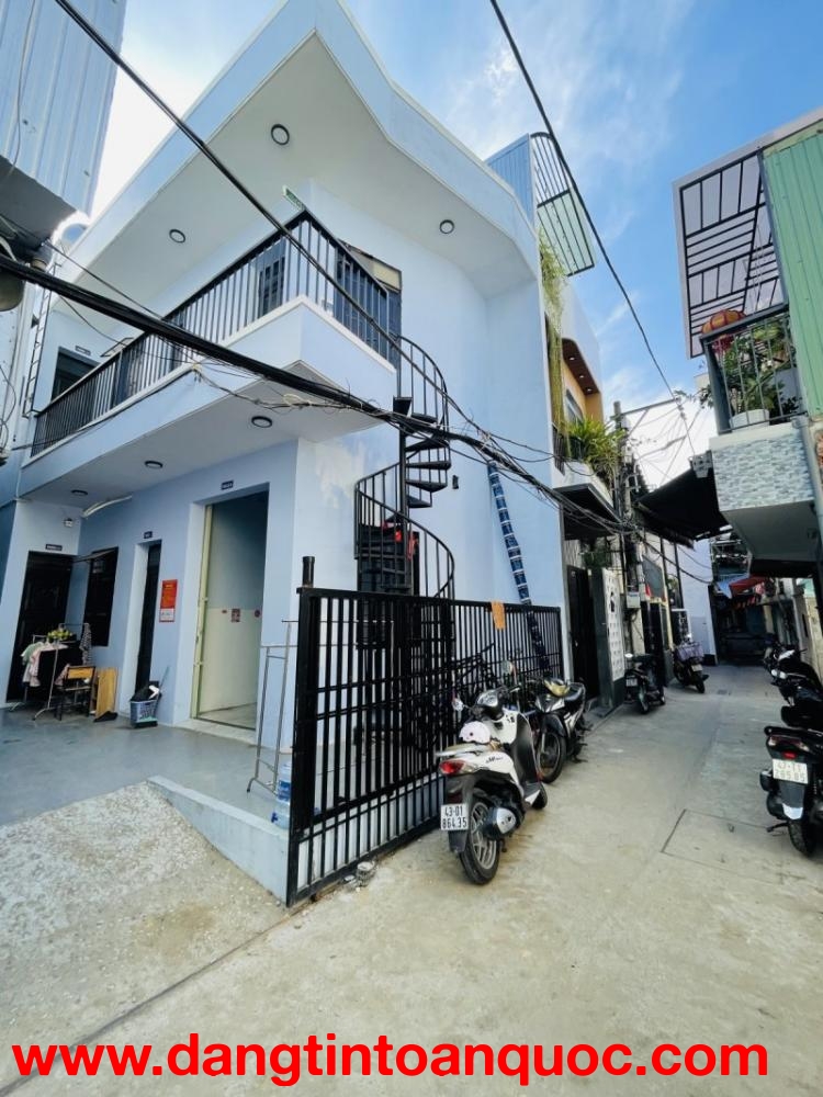 ► Góc Kiệt 3m Hùng Vương, 55m2, 2 tầng, 5 Phòng khép kín, thu 15tr/th