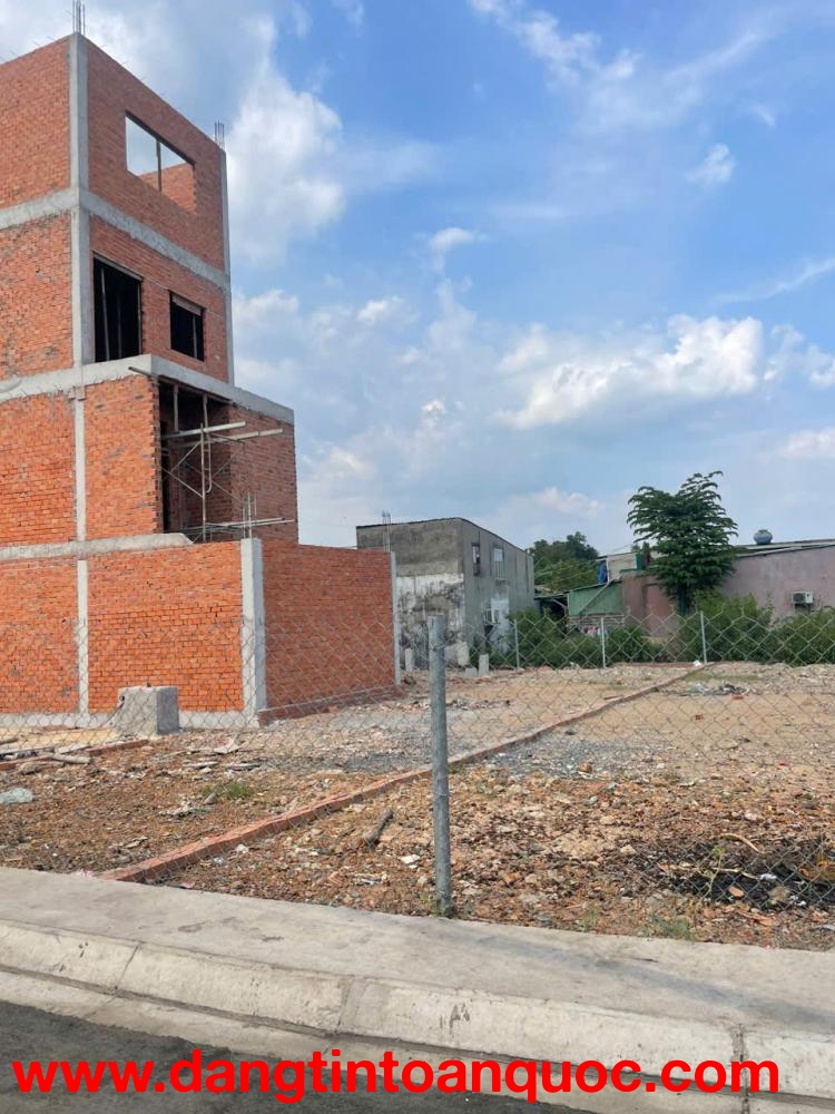 Bán đất sổ hồng riêng công chứng ngay 5x24m giá 3,75 tỷ Đường nhựa 6m