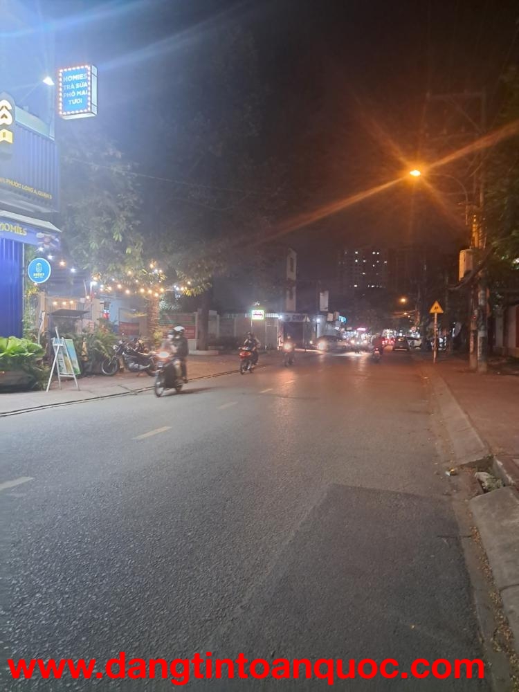 GẤP BÁN!!!GIẢM 400 TRIỆU cho NHÀ HXH 130M2 HỒ BÁ PHẤN