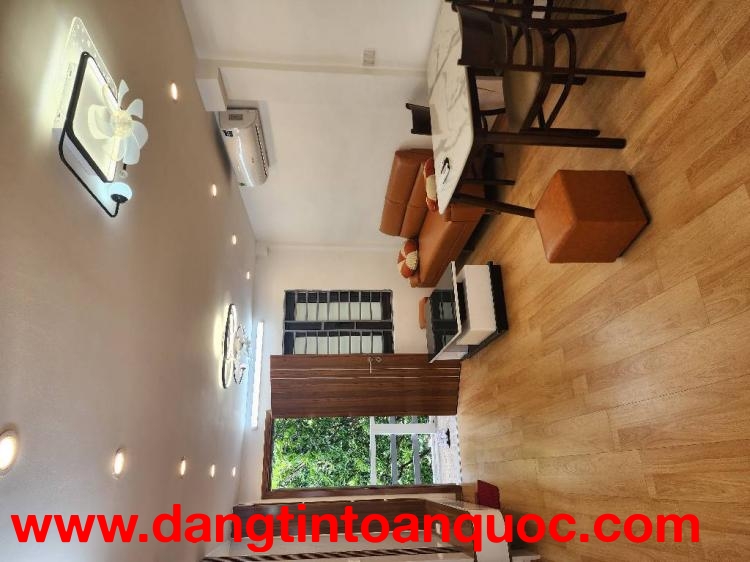 Bán tập thể Tạ Quang Bửu Bách Khoa 85m 3 ngủ chỉ nhỉnh 4 tỷ 3 sổ đỏ to đùng