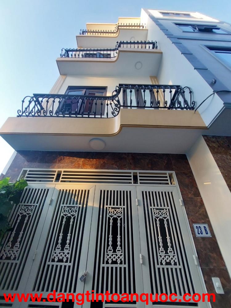 ???? Nhà lô góc cạnh Nhổn – không gian thoáng mát