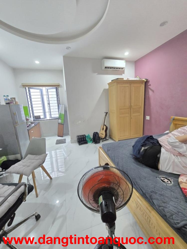► MT Lê Thị Tính gần Điện Biên Phủ, 90m2, 4 tầng, 6 căn hộ thu 25tr/th