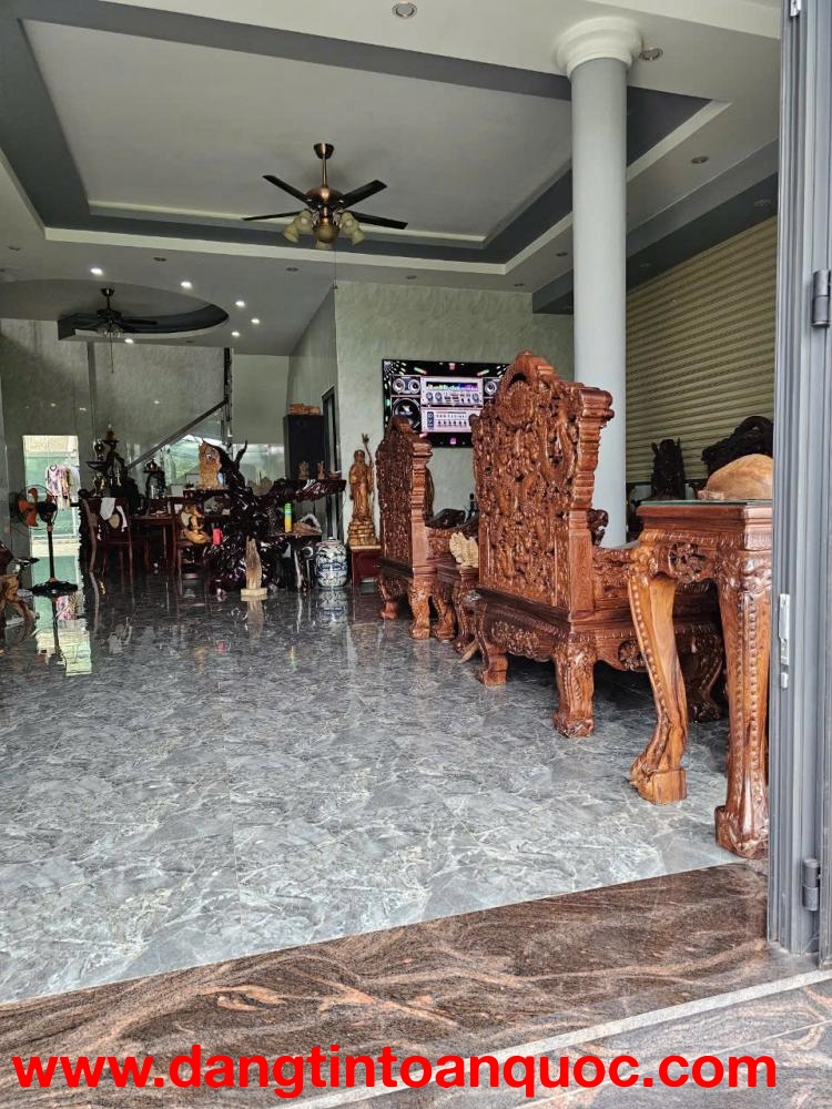 CẦN BÁN BIỆT THỰ NHÀ VƯỜN NGHỈ DƯỠNG. MẶT TIỀN ĐƯỜNG CÂY GÕ CỦ CHI, ĐẤT ĐẸP QUY HOẠCH 2 MẶT TIỀN