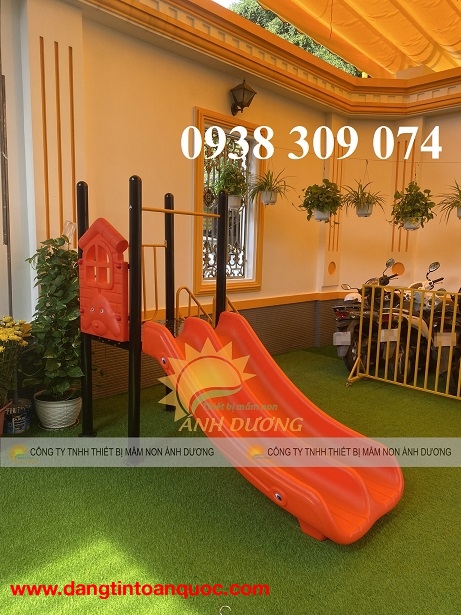 Cầu trượt máng đôi ngoài trời giá rẻ,cầu trượt ngoài trời
