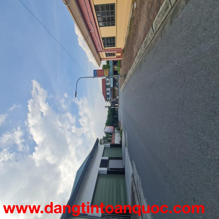 Bán đất Dương Quang, Gia Lâm, Hà Nội. 350m2, mặt tiền 30m, 7 chỗ thông chỉ 10 tỷ x. Lh 0989894845