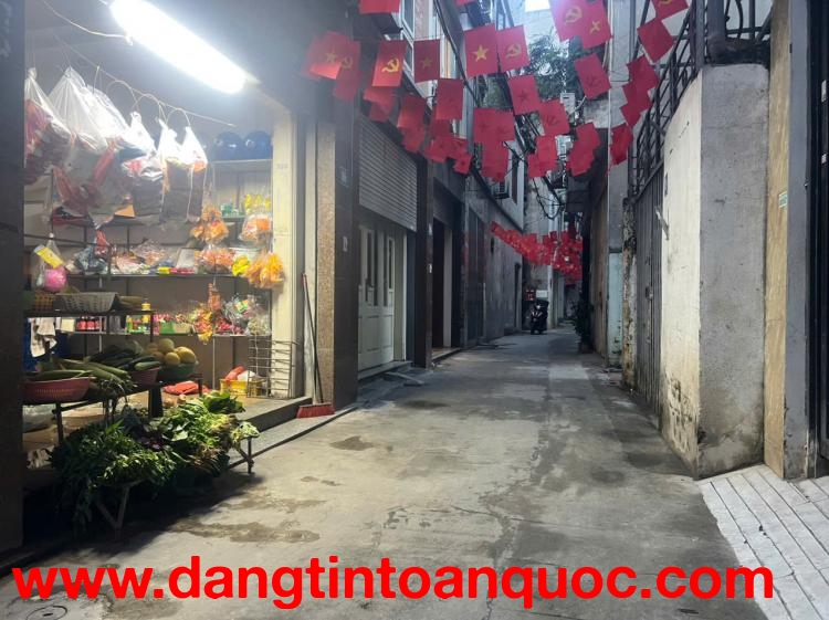 CẦN BÁN NHANH NHÀ ĐẸP DÂN XÂY HỒ TÙNG MẬU – GẦN GA TÀU ĐIỆN – Ở NGAY - CHỈ HƠN 8 TỶ.