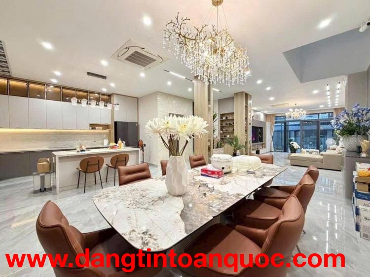 Mặt tiền ngay Cao Lỗ 7x18 chỉ 10 tỷ 7, Giảm mạnh giá tốt - 0931172218