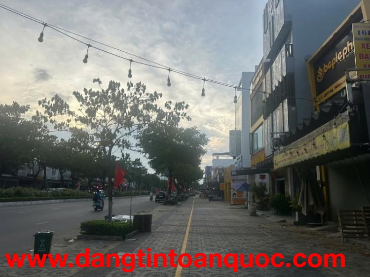Bán lô đôi mặt tiền Nguyễn Phước Lan Hoà Xuân, 200m2 ngang 10m, giá 38 tỷ