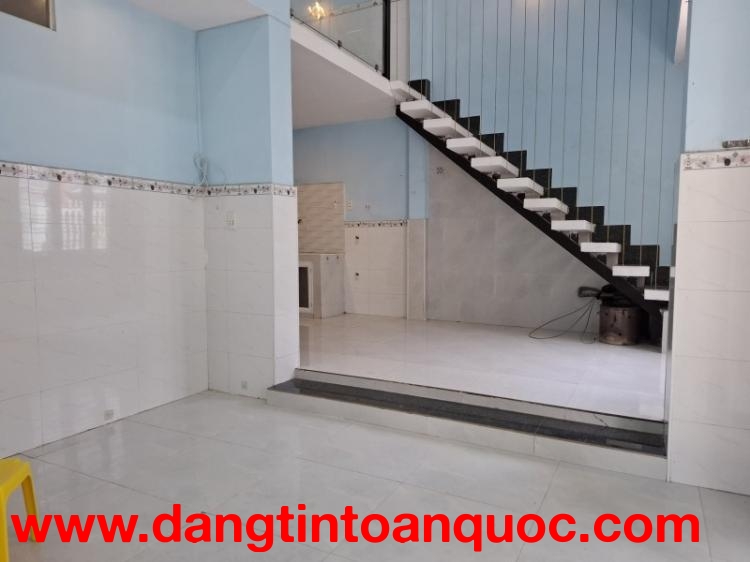 Bán nhà 2 tầng kiệt ô tô Tô Hiệu gần Hoàng Thị Loan, 47m2, 2PN, giá 3.5 tỷ