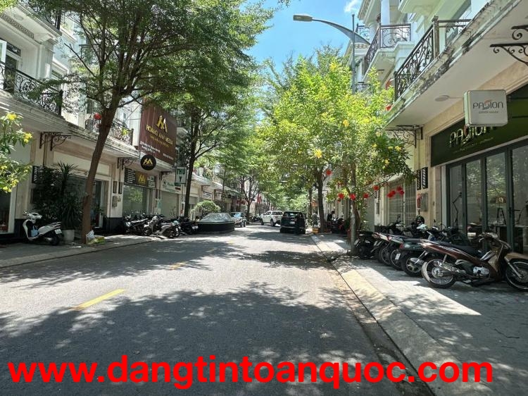 Nhà mặt tiền Cityland Phan Văn Trị 100m2 4 tầng mái Thái ngang 5m KD tốt có T.máy 24.5 tỷ.