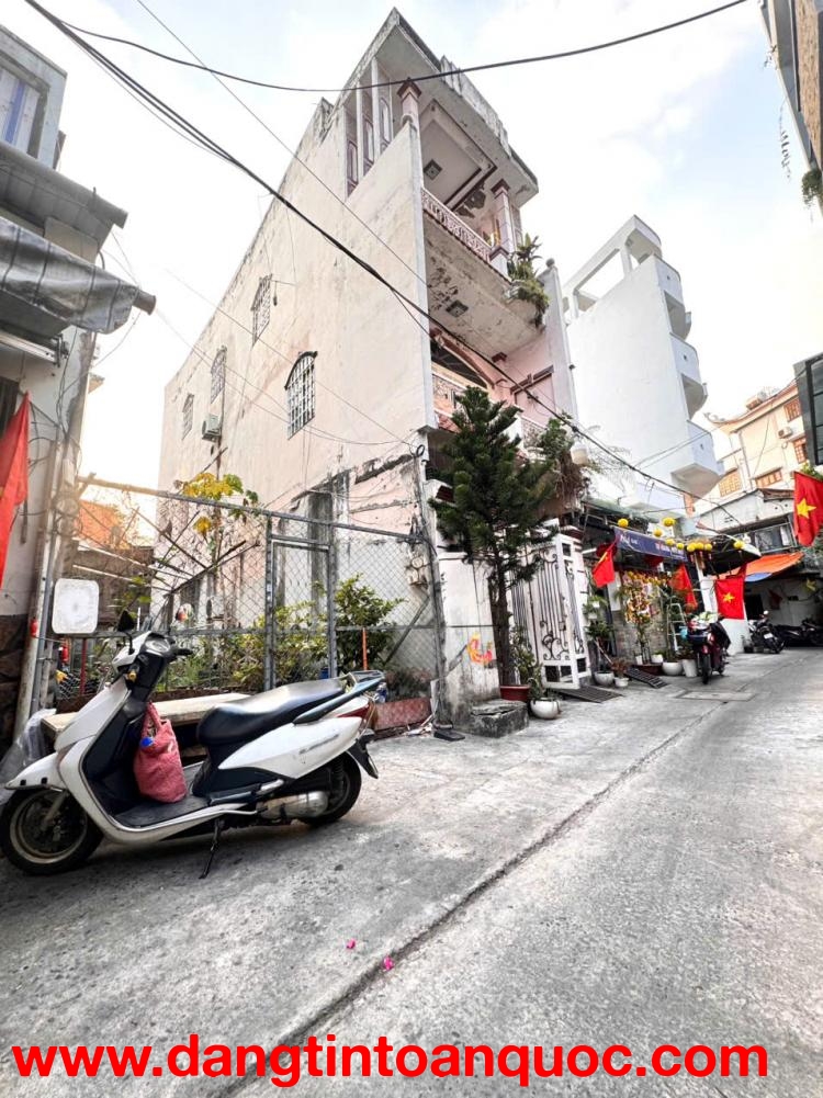 BÁN ĐẤT HXH Đ.LÝ CHÍNH THẮNG THÔNG HOÀNG SA - DT ĐẸP 5M*17M - CHỈ 10.3T - 0938676685 GIANG GIANG - K