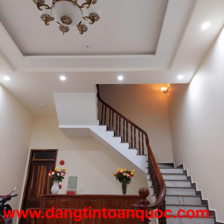 Cho thuê Villa Lê Thị Riêng, phường 7, Đà Lạt giá 30 triệu