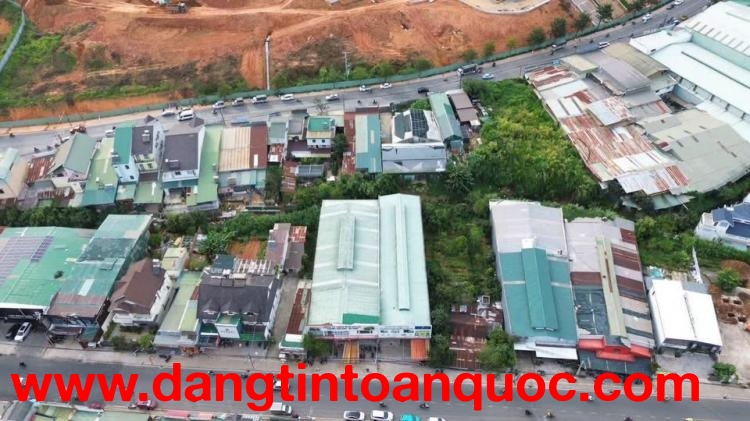 BÁN ĐẤT MẶT TIỀN NGUYỄN CÔNG TRỨ