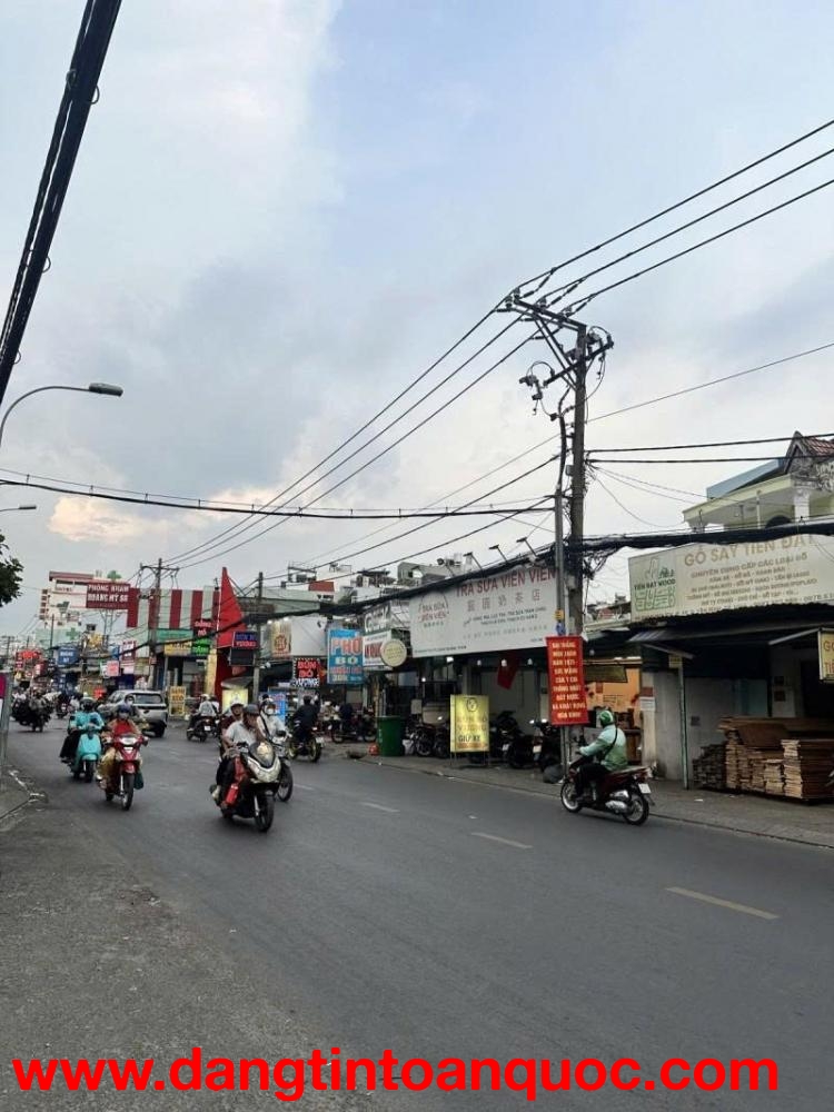 Bán nhà Mặt tiền Phan Huy Ích - gần Trường Chinh, 5,3x22m, Cấp 4 - GPXD 8 Tầng, 19,9 Tỷ.