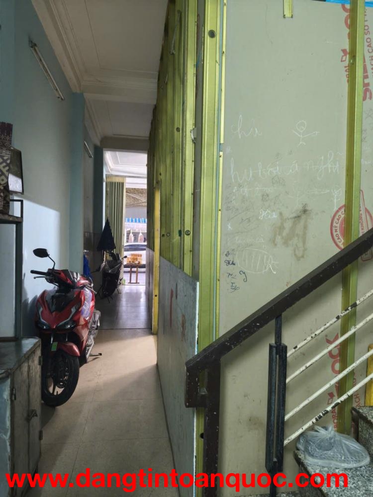 ♪ Mặt tiền Hoàng Diệu 75m2, ngang 4.8m, 2 tầng móng trụ 3 tầng, gần Chợ KD cực tốt, 14.x tỷ